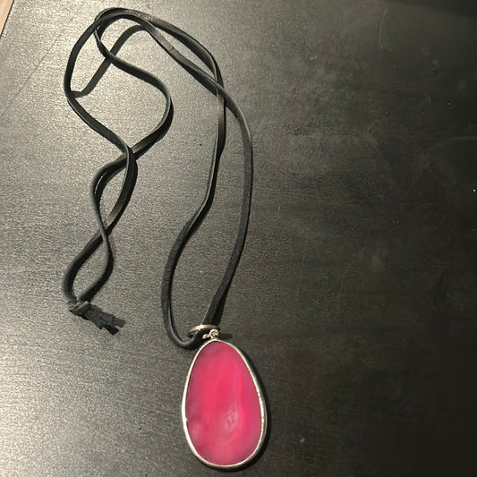 Black thin soft leather w/Large Magenta Agate Gemstone Necklace