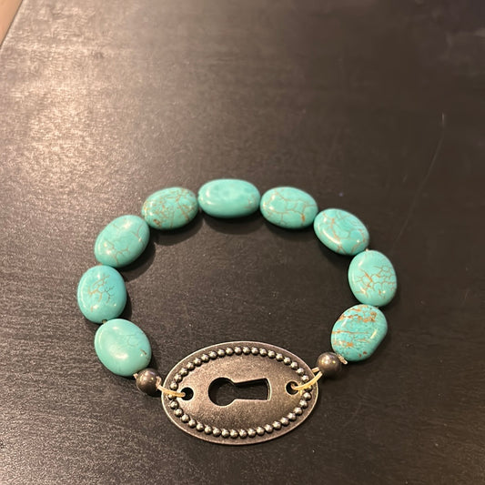 Turquoise Stones w/Silver Metal Keyhole