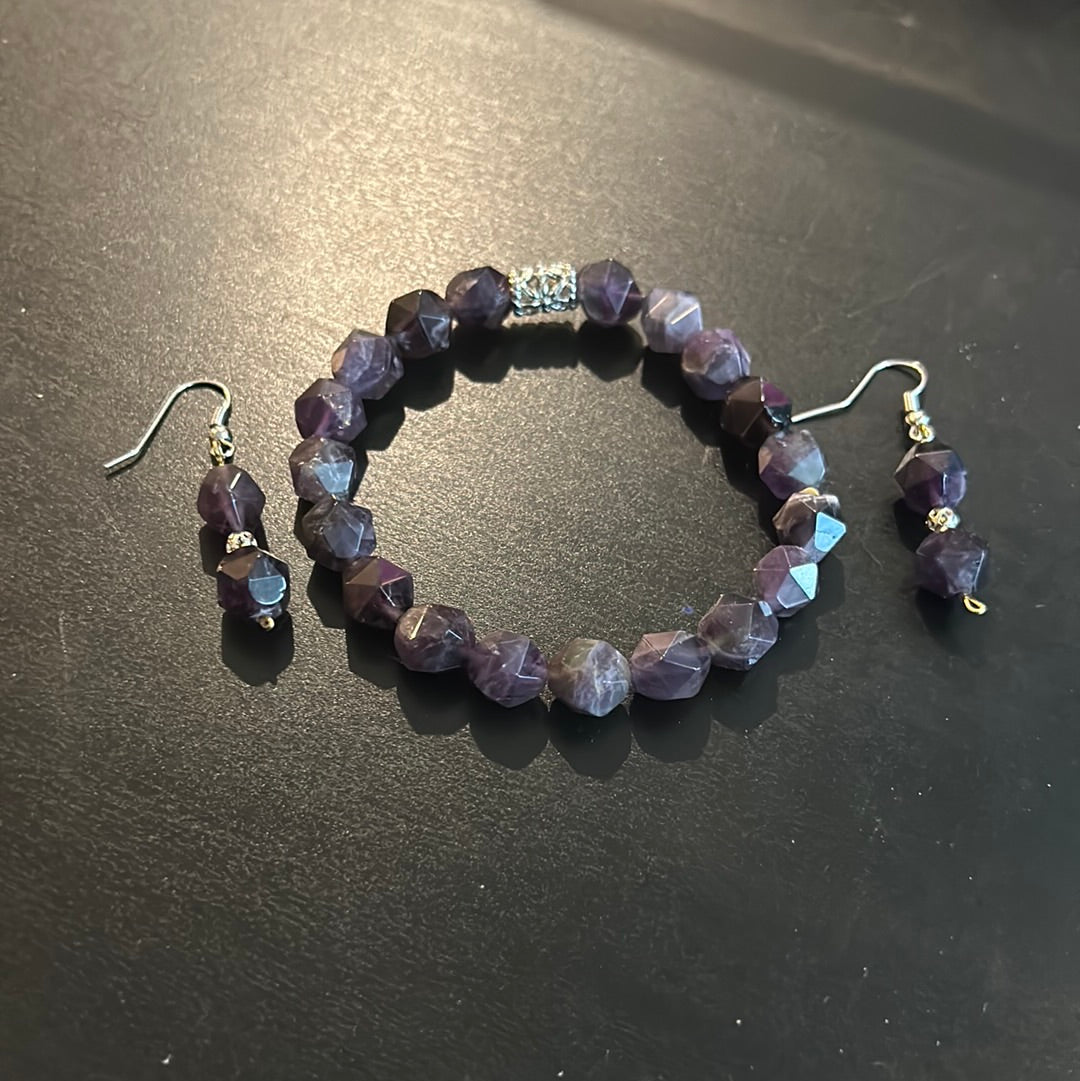 Amethyst purple gemstones Bracelet & Earrings Set