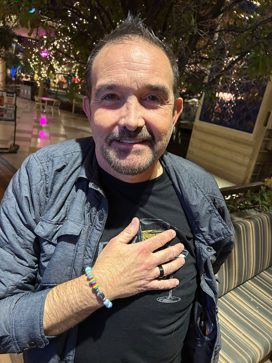 Vince rockin his Rainbow Love bracelet in Chicago