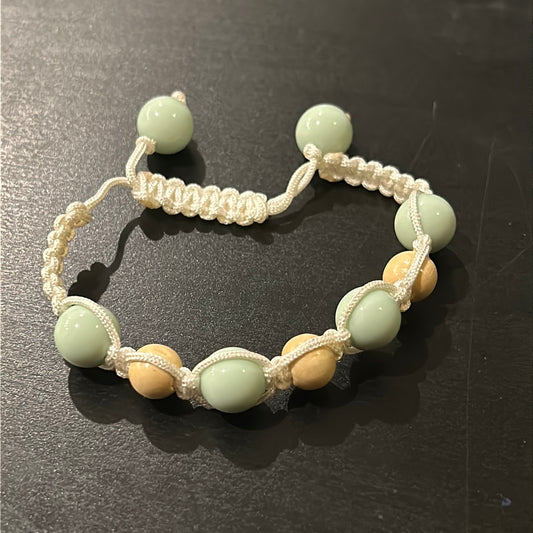 Summer breeze pale yellow & mint green white macrame’