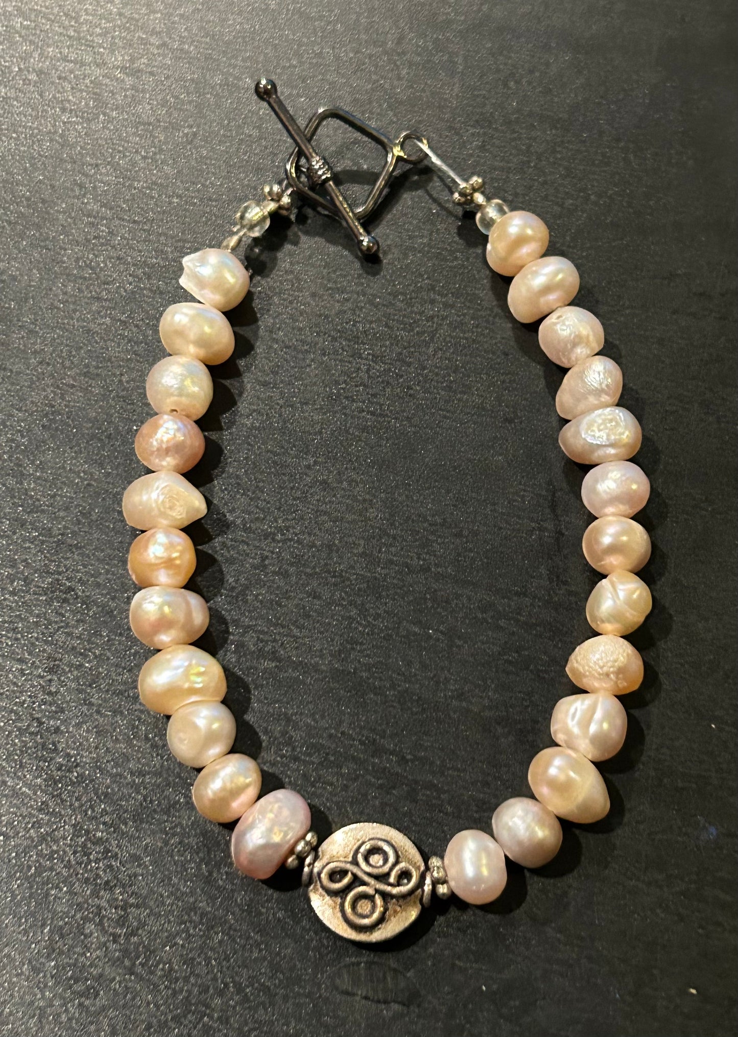 Pink faux pearl toggle bracelet