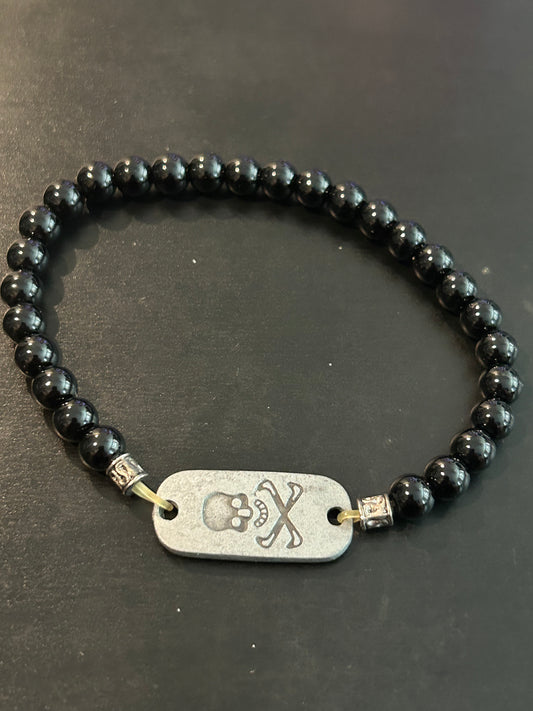 Black beads w/Metal skull & crossbones